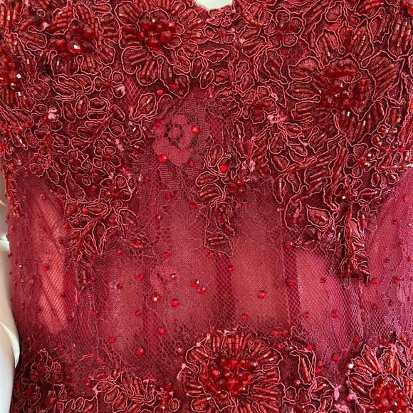 New elegant dress/gown - Picture 6 of 17